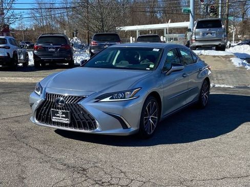 Certified 2023 Lexus ES 350 w/ Premium Package image 10