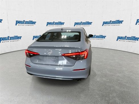 Used 2023 Honda Civic Sport image 10