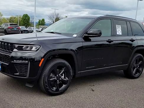 New 2026 Jeep Grand Cherokee Limited AWD/4WD image 4