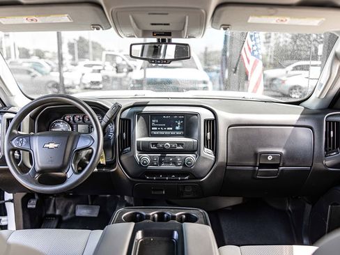 Used 2019 Chevrolet Silverado 2500 W/T AWD/4WD image 30