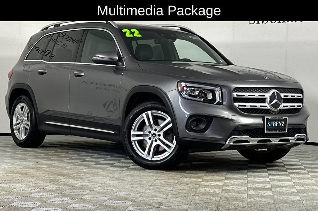Certified 2022 Mercedes-Benz GLB 250 4MATIC image 2