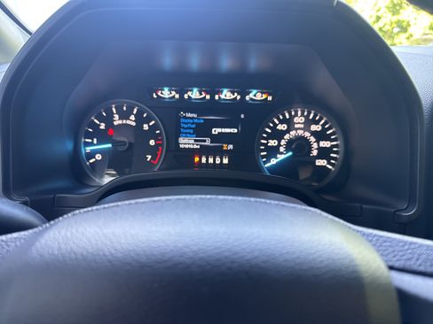 Used 2019 Ford F150 XLT w/ Equipment Group 302A Luxury AWD/4WD image 21