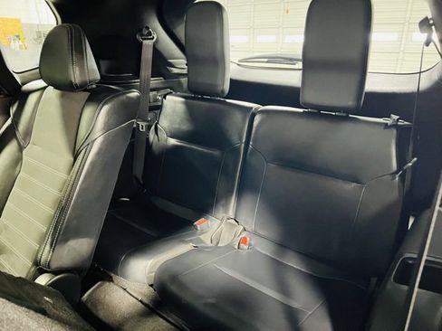 Used 2024 Mitsubishi Outlander SE image 31