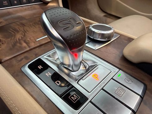 Used 2017 Mercedes-Benz SL 550 image 38