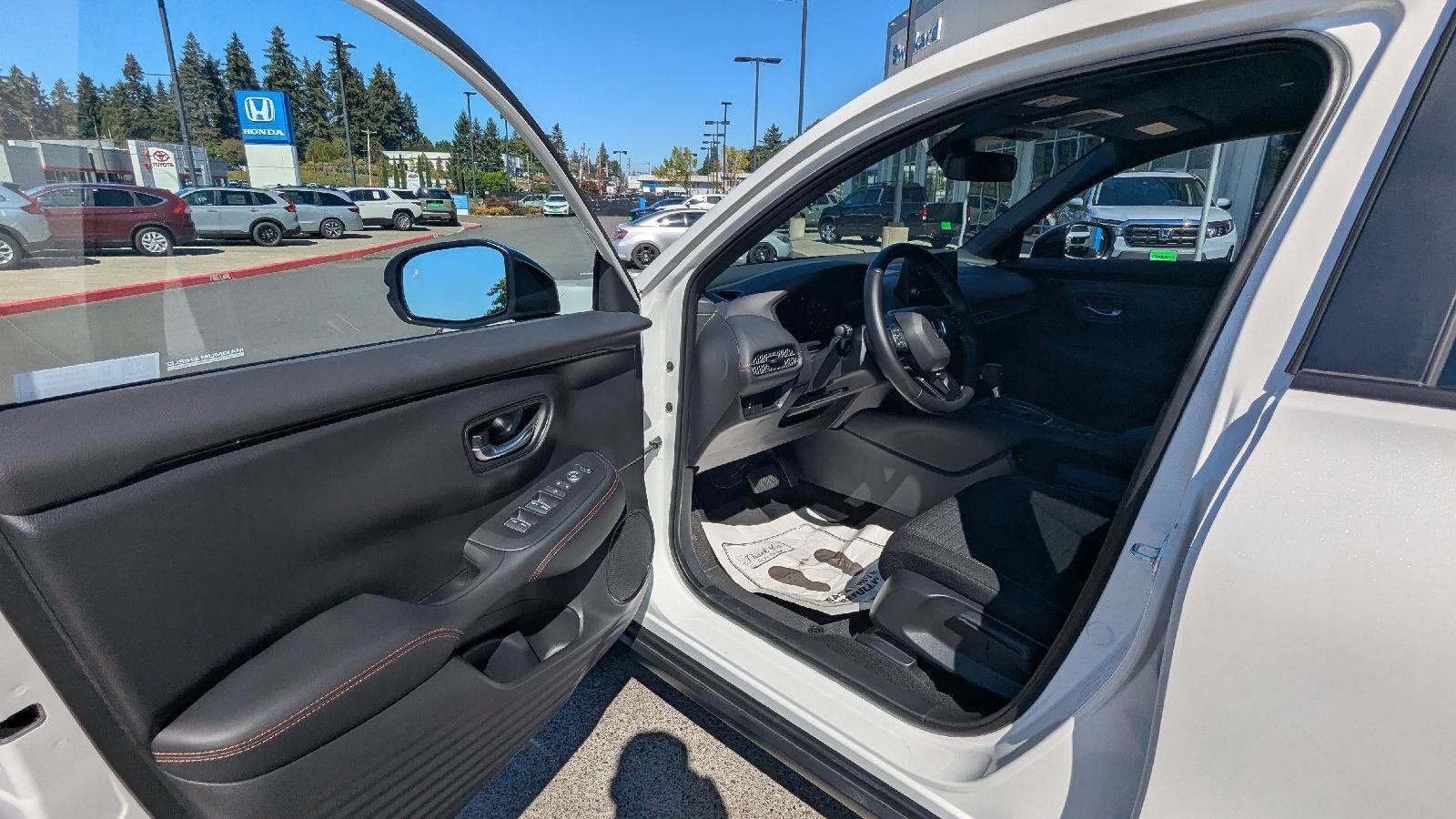 Used 2026 Honda HR-V Sport image 10