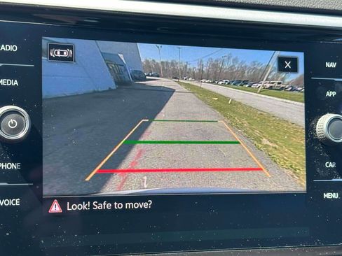 Used 2023 Volkswagen Atlas SEL Premium image 28