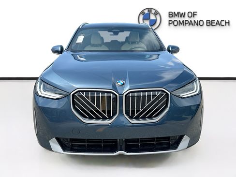 New 2026 BMW X3 xDrive30i w/ Premium Package AWD/4WD image 2