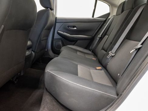 Used 2022 Nissan Sentra SV FWD image 24
