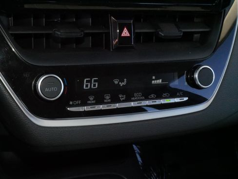 Certified 2024 Toyota Corolla LE image 23