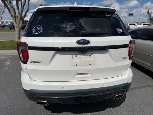 Used 2016 Ford Explorer Sport w/ Equipment Group 401A image 4