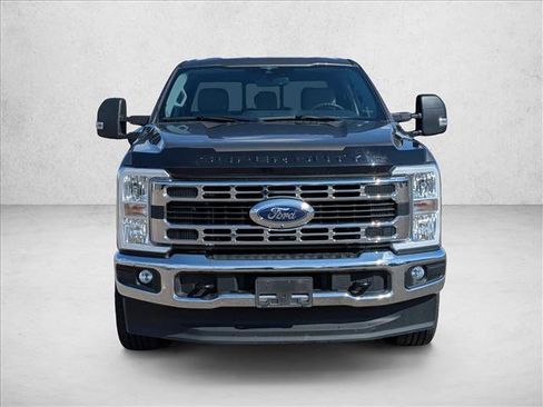 Used 2023 Ford F250 XLT w/ 360-Degree Camera Package AWD/4WD image 2