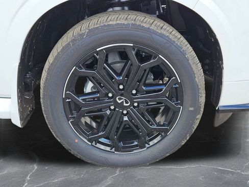 New 2026 INFINITI QX80 4WD w/ Sport Exterior Package image 34