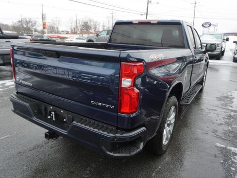 Used 2022 Chevrolet Silverado 1500 Custom image 4