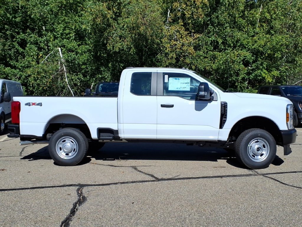 New 2027 Ford F250 XL w/ Snow Plow Prep Package AWD/4WD image 4