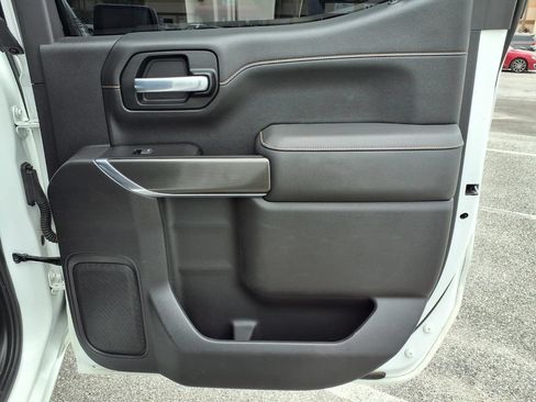 Used 2021 GMC Sierra 1500 AT4 w/ AT4 Value Package AWD/4WD image 16
