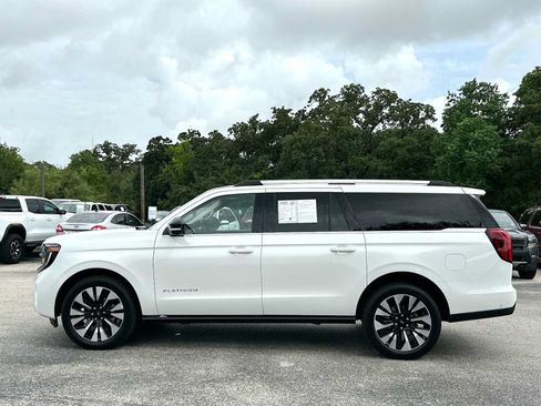 Used 2025 Ford Expedition Max Platinum w/ Driver's Package AWD/4WD image 12