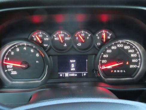 Used 2023 Chevrolet Silverado 1500 Custom image 32