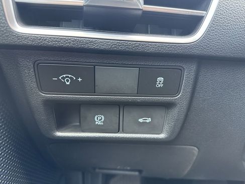 Used 2025 Hyundai Sonata SEL FWD image 25