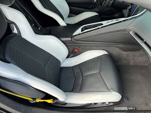 Used 2023 Chevrolet Corvette Stingray Preferred Conv w/ Z51 Performance Package image 17