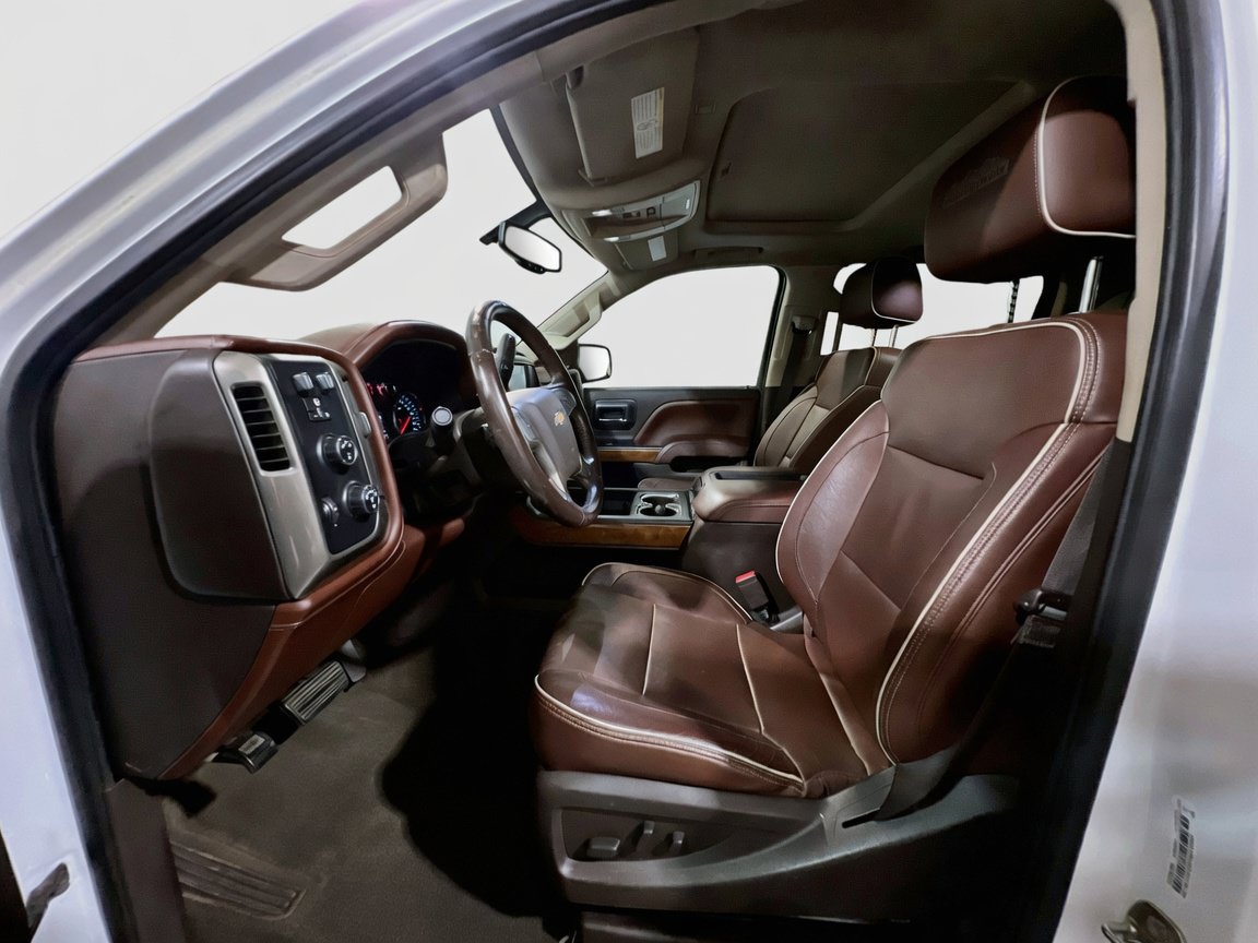 Used 2015 Chevrolet Silverado 2500 High Country AWD/4WD image 16