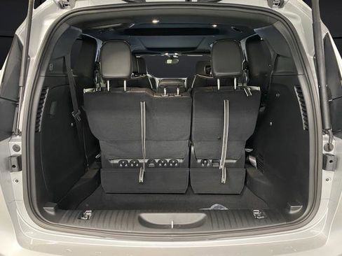 New 2026 Chrysler Pacifica Limited w/ S Appearance Package image 15