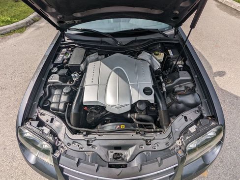 Used 2005 Chrysler Crossfire Limited image 18