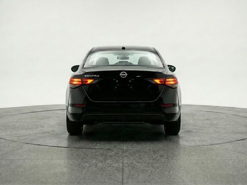 Used 2025 Nissan Sentra SV image 7