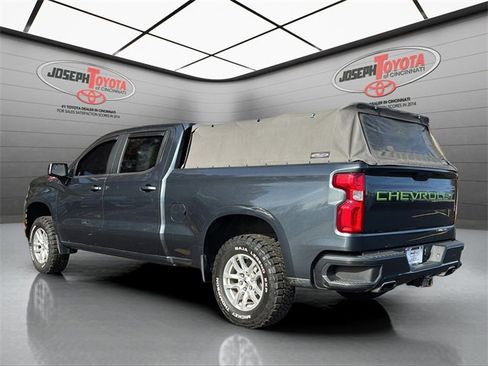 Used 2021 Chevrolet Silverado 1500 RST image 3