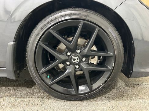 Used 2025 Honda Civic Sport image 11