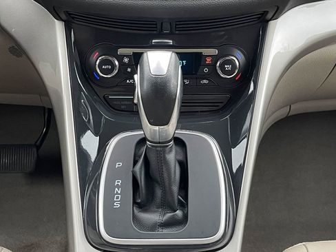 Used 2013 Ford Escape SEL image 25