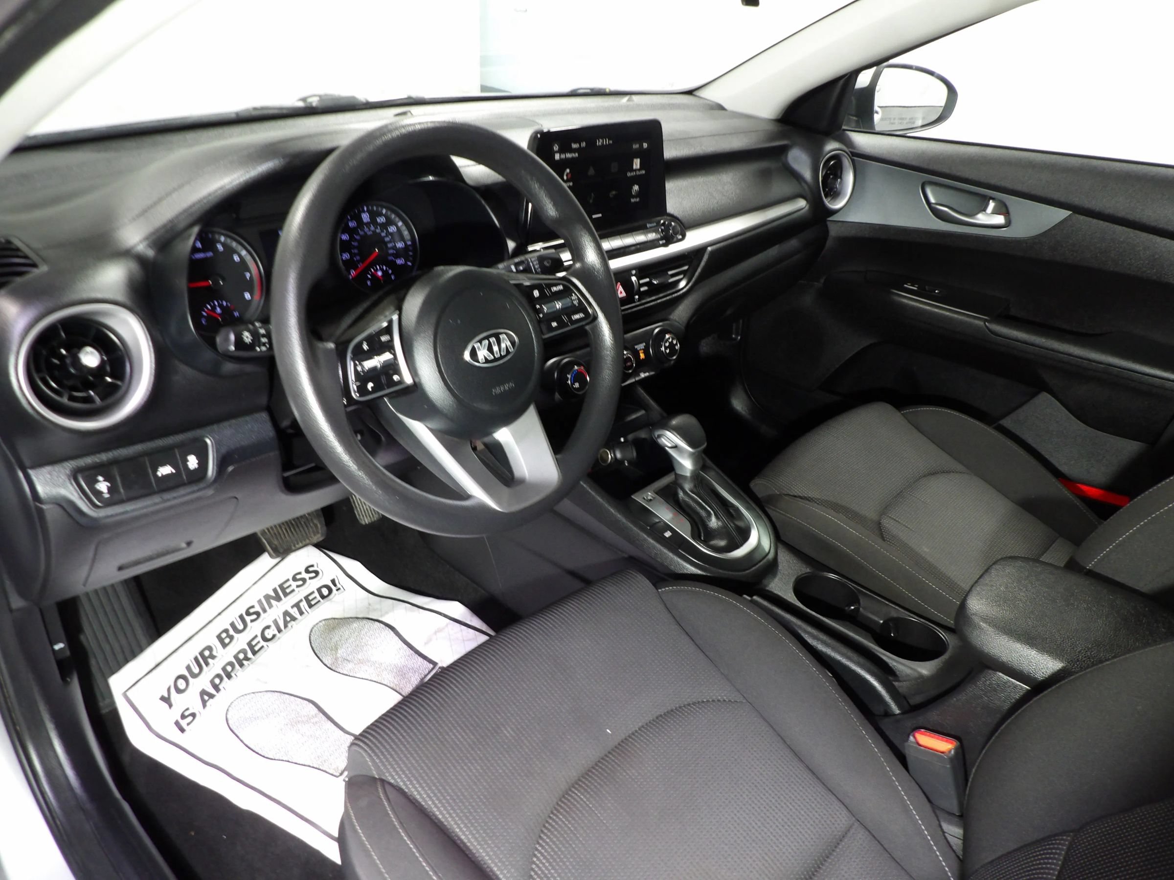 Used 2021 Kia Forte LXS FWD image 9