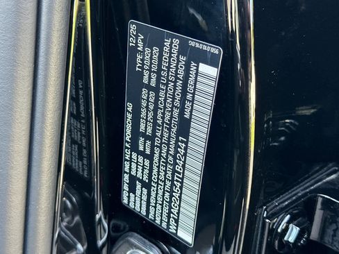 New 2026 Porsche Macan S AWD/4WD image 33