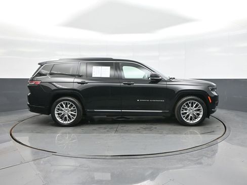 Used 2022 Jeep Grand Cherokee L Summit w/ Advanced Protech Group IV image 8