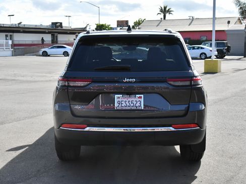 Used 2022 Jeep Grand Cherokee Limited 4xe w/ MOPAR Finishing Package AWD/4WD image 7