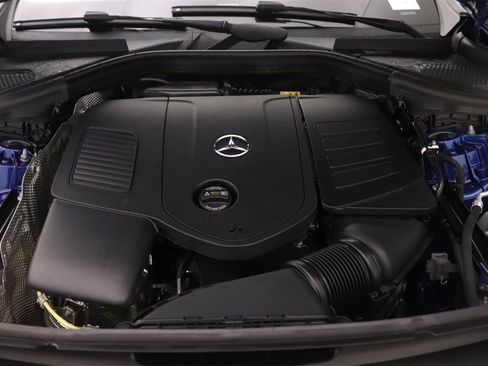 New 2026 Mercedes-Benz GLC 300 image 11