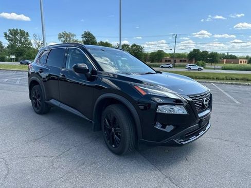 Certified 2023 Nissan Rogue SV w/ SV Premium B Package AWD/4WD image 9