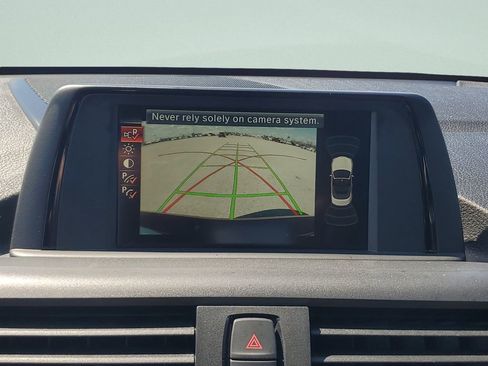 Used 2017 BMW 230i Convertible image 17