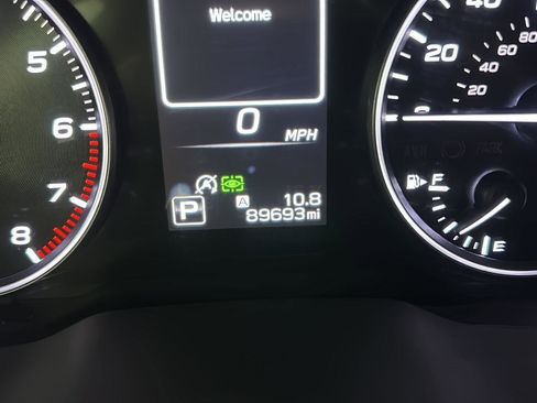 Used 2021 Subaru Outback Limited image 11