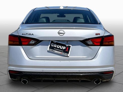 Used 2024 Nissan Altima 2.5 SR FWD image 5