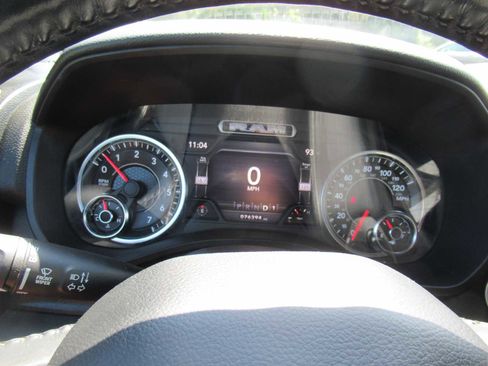 Used 2021 RAM 1500 Big Horn AWD/4WD image 30