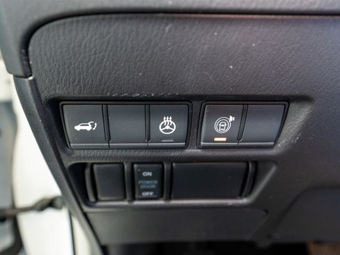 Used 2023 Nissan Armada Platinum w/ Captain's Chairs Package image 33