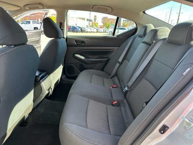 Used 2025 Nissan Altima 2.5 SV AWD/4WD image 23