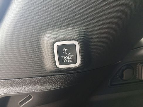 New 2026 Jeep Grand Cherokee Altitude image 40