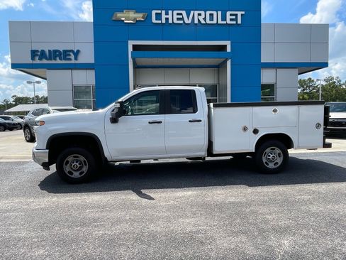 Used 2024 Chevrolet Silverado 2500 W/T w/ WT Convenience Package RWD image 2