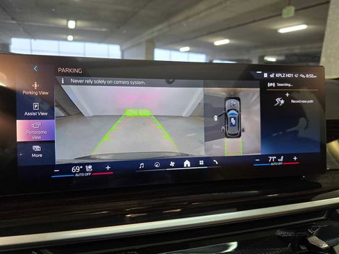 New 2026 BMW X5 xDrive50e w/ M Sport Package image 16