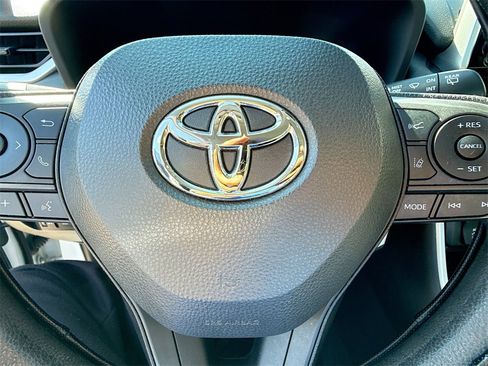 Used 2023 Toyota RAV4 LE image 24