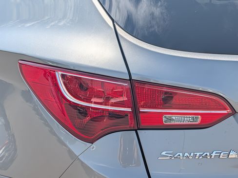 Used 2016 Hyundai Santa Fe Sport w/ Option Group 04 FWD image 17
