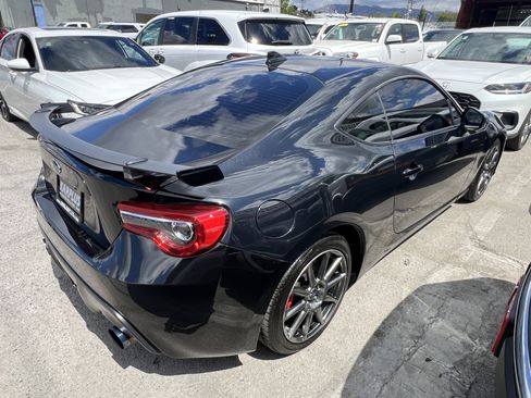 Used 2017 Subaru BRZ Limited w/ Performance Package image 4