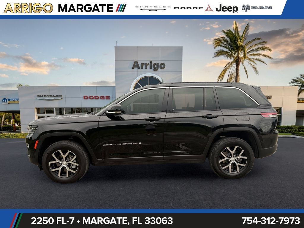 Used 2025 Jeep Grand Cherokee Limited RWD image 4