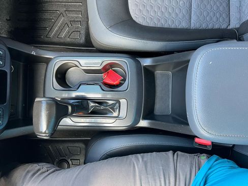 Used 2017 Chevrolet Colorado Z71 image 20